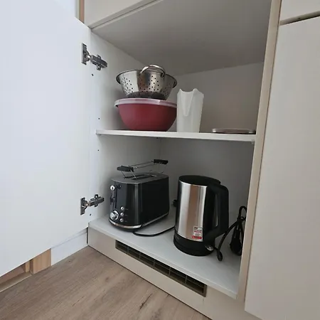 アパート Westend 2